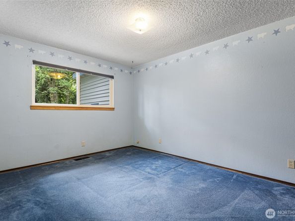 5531 NE 193rd Street, Kenmore WA 98028