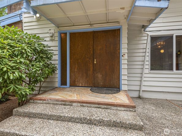 5531 NE 193rd Street, Kenmore WA 98028