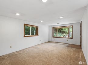 5531 NE 193rd Street, Kenmore WA 98028