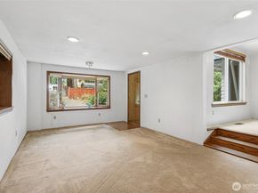 5531 NE 193rd Street, Kenmore WA 98028