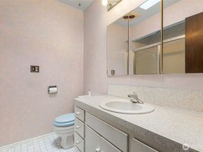 5531 NE 193rd Street, Kenmore WA 98028