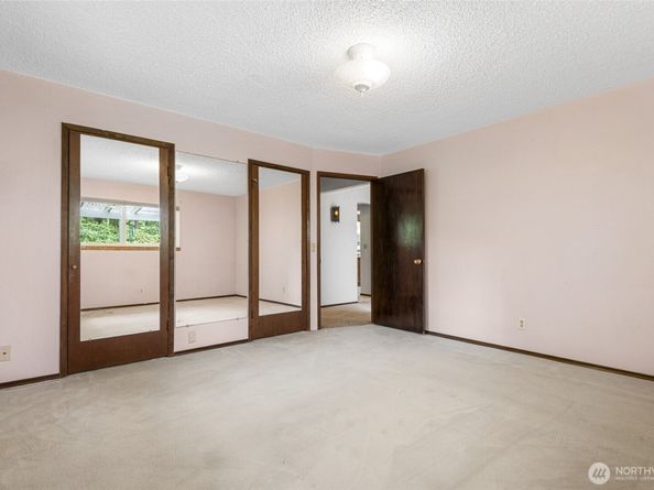 5531 NE 193rd Street, Kenmore WA 98028