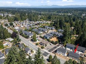 110 B 169th Place SW, Bothell WA 98012