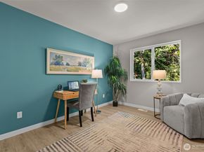 110 B 169th Place SW, Bothell WA 98012