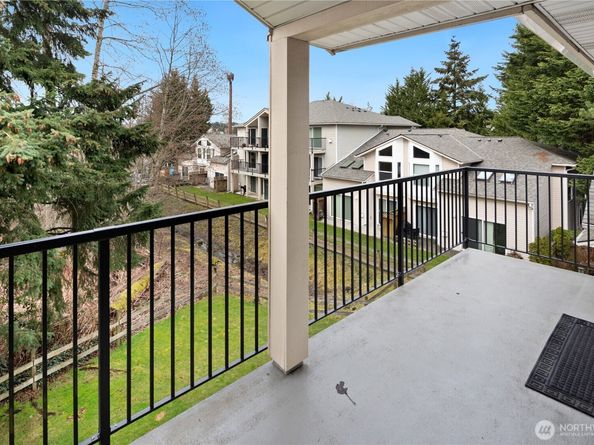 2001 120th PL SE 6304, Everett WA 98208