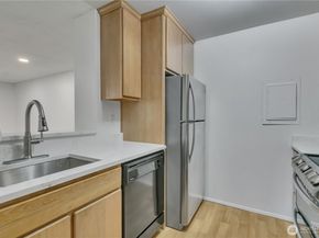 17527 149th Avenue SE B12, Renton WA 98058