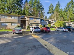17527 149th Avenue SE B12, Renton WA 98058
