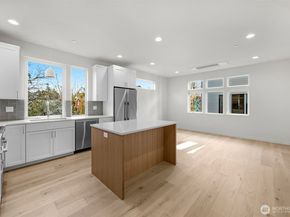 1412 N 47th Street A, Seattle WA 98103