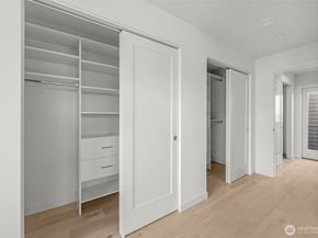 1412 N 47th Street A, Seattle WA 98103