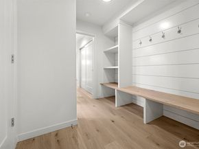 1412 N 47th Street A, Seattle WA 98103