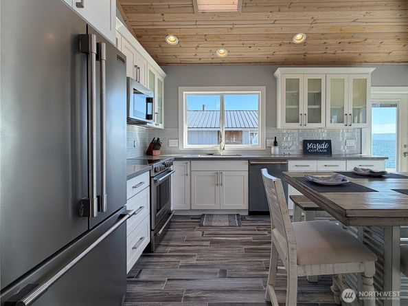 26 H South Beach Drive, Hat Island WA 98206