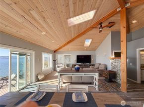 26 H South Beach Drive, Hat Island WA 98206