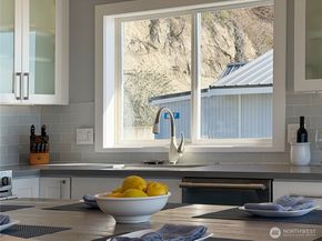 26 H South Beach Drive, Hat Island WA 98206