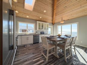 26 H South Beach Drive, Hat Island WA 98206