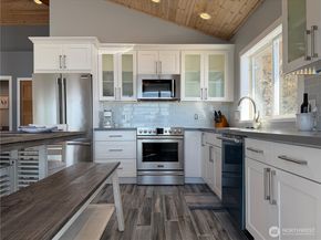 26 H South Beach Drive, Hat Island WA 98206