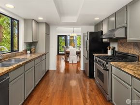 4429 E Mercer Way, Mercer Island WA 98040