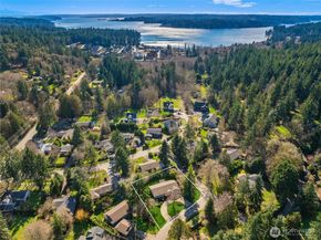 5344 Ruby Place NE, Bainbridge Island WA 98110