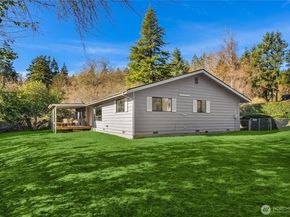 5344 Ruby Place NE, Bainbridge Island WA 98110