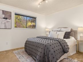 5344 Ruby Place NE, Bainbridge Island WA 98110