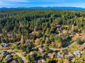 5344 Ruby Place NE, Bainbridge Island WA 98110