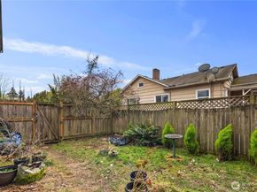 943 23rd Avenue, Seattle WA 98122