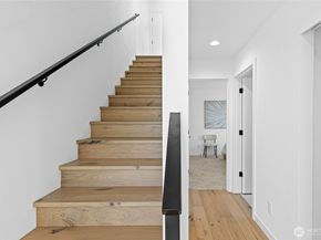 2538 14th Avenue W C, Seattle WA 98119