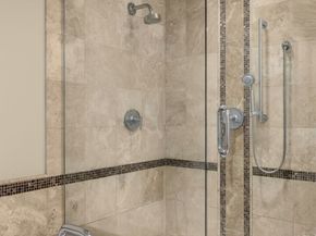 1211 N 42nd Place, Renton WA 98056