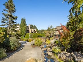 1211 N 42nd Place, Renton WA 98056