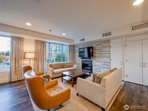 910 Lenora Street 200, Seattle WA 98121