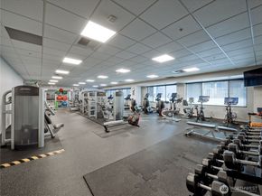 910 Lenora Street 200, Seattle WA 98121