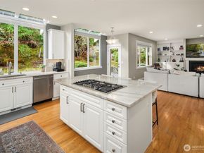 6591 156th Avenue SE, Bellevue WA 98006