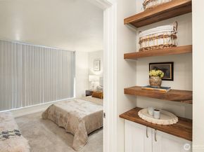 6225 Lake Washington Boulevard NE 208, Kirkland WA 98033