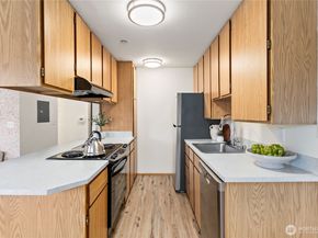 25720 114th Avenue SE F307, Kent WA 98030