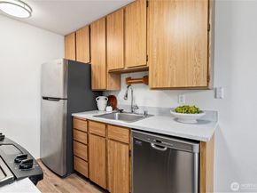 25720 114th Avenue SE F307, Kent WA 98030