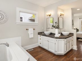 5712 1st Avenue NW, Seattle WA 98107