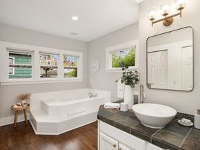 5712 1st Avenue NW, Seattle WA 98107