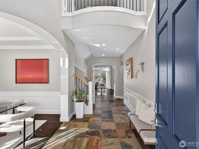 25902 NE 1st Place, Sammamish WA 98074