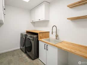 26440 SE 22nd Street, Sammamish WA 98075