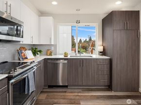 6251 8th Avenue NW, Seattle WA 98107