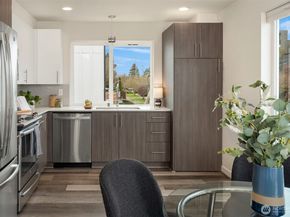 6251 8th Avenue NW, Seattle WA 98107