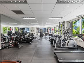 177 107th Avenue NE 1702, Bellevue WA 98004