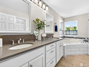 15060 NE 185th Street, Woodinville WA 98072