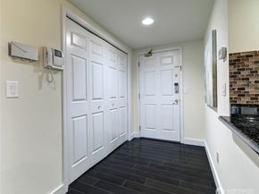 11011 NE 12th Street 202, Bellevue WA 98004