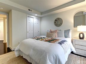 11011 NE 12th Street 202, Bellevue WA 98004