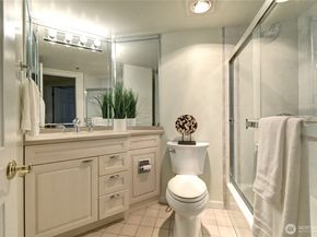 11011 NE 12th Street 202, Bellevue WA 98004
