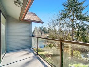 19428 Aurora Avenue N 431, Shoreline WA 98133