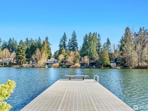 19428 Aurora Avenue N 431, Shoreline WA 98133