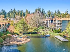 19428 Aurora Avenue N 431, Shoreline WA 98133