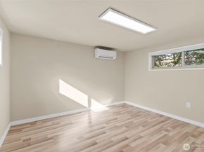 3012 SW 102nd Street, Seattle WA 98146