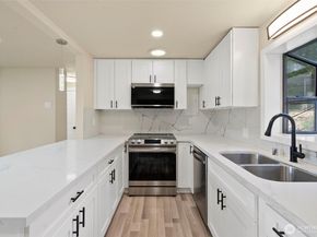 3012 SW 102nd Street, Seattle WA 98146